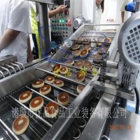 面包甜甜圈油炸机-诸城市优品食品工业装备有限公司